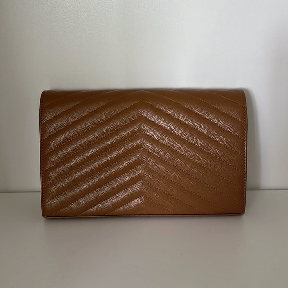 Authentic CASSANDRE SAINT LAURENT MATELASSÉ CHAIN WALLET - Picture 6 of 10